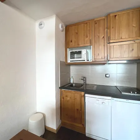 6 Places, Superbe Vue Face A La Montagne, 50m Des Pistes * Val Thorens