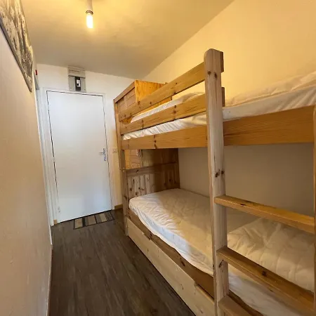 Apartman 6 Places, Superbe Vue Face A La Montagne, 50m Des Pistes