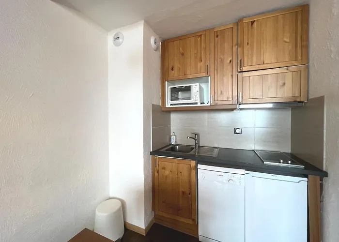 6 Places, Superbe Vue Face A La Montagne, 50m Des Pistes * Val Thorens